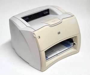 HP LaserJet 1300 n (Side No tray)